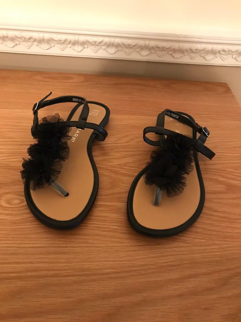 primark sandals black
